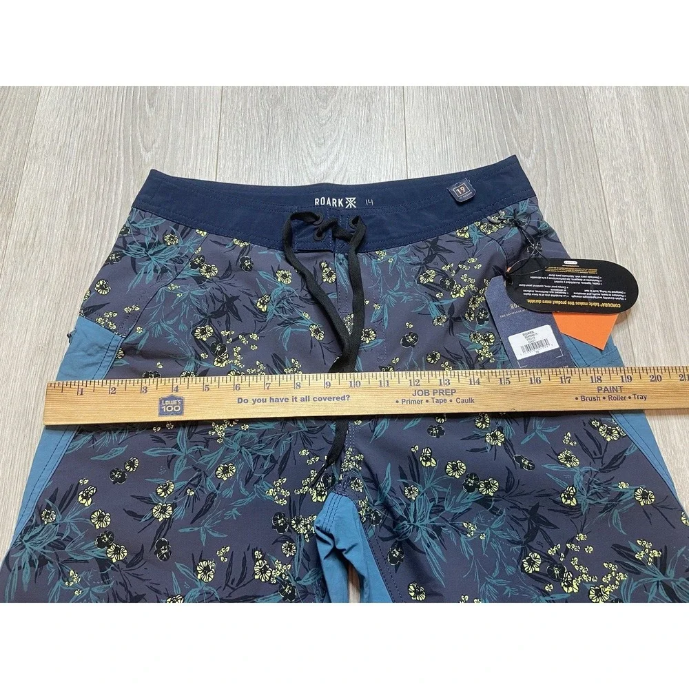 Roark Short Men 28 Navy Floral Boatman 19